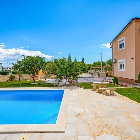 Apartman Blazevic Porec Bagian luar foto