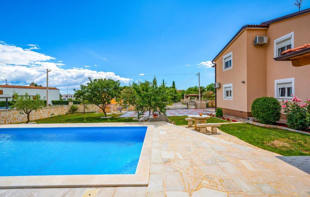 Apartman Blazevic Porec Bagian luar foto