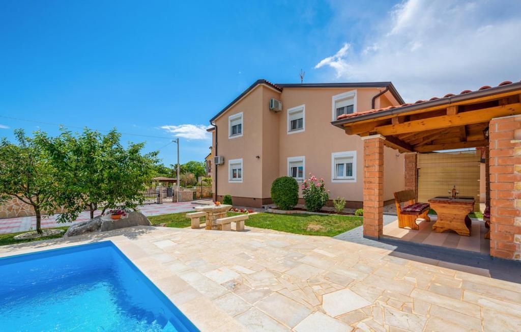 Apartman Blazevic Porec Bagian luar foto