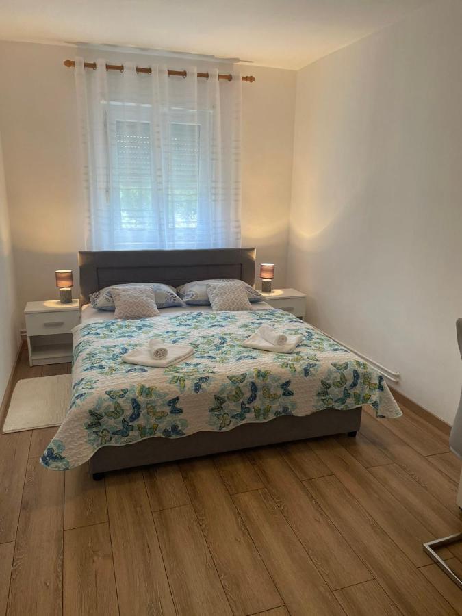Apartman Blazevic Porec Bagian luar foto