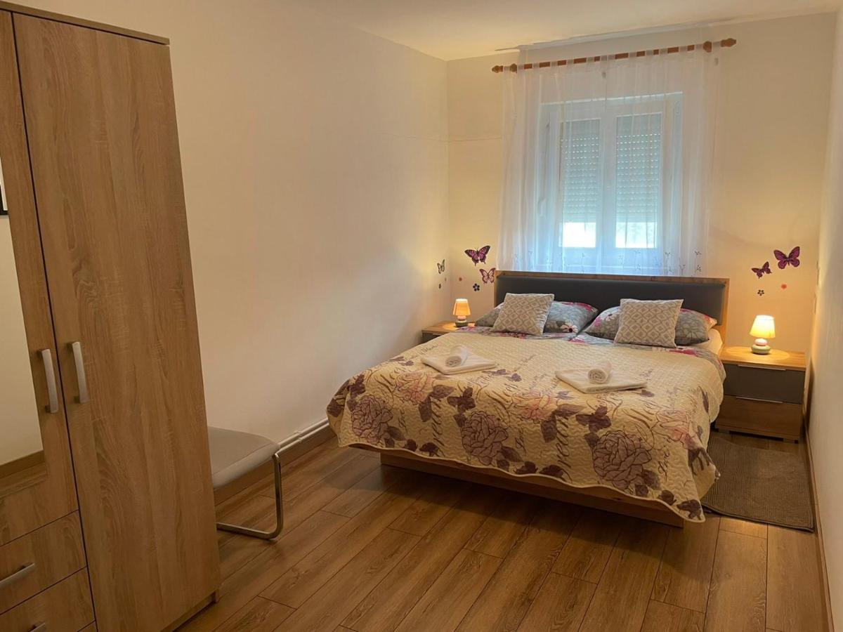 Apartman Blazevic Porec Bagian luar foto